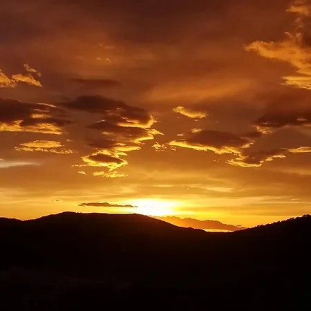 Parc Du Montnegre Avec Magnifique Vue Tordera